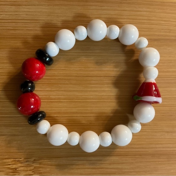 Hand Crafted Santa Claus Hat Earrings and Stretch Bracelet Red White Christmas - Picture 2 of 7